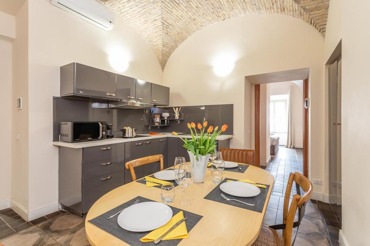 Daplace - Lucia Apartment Rome Buitenkant foto